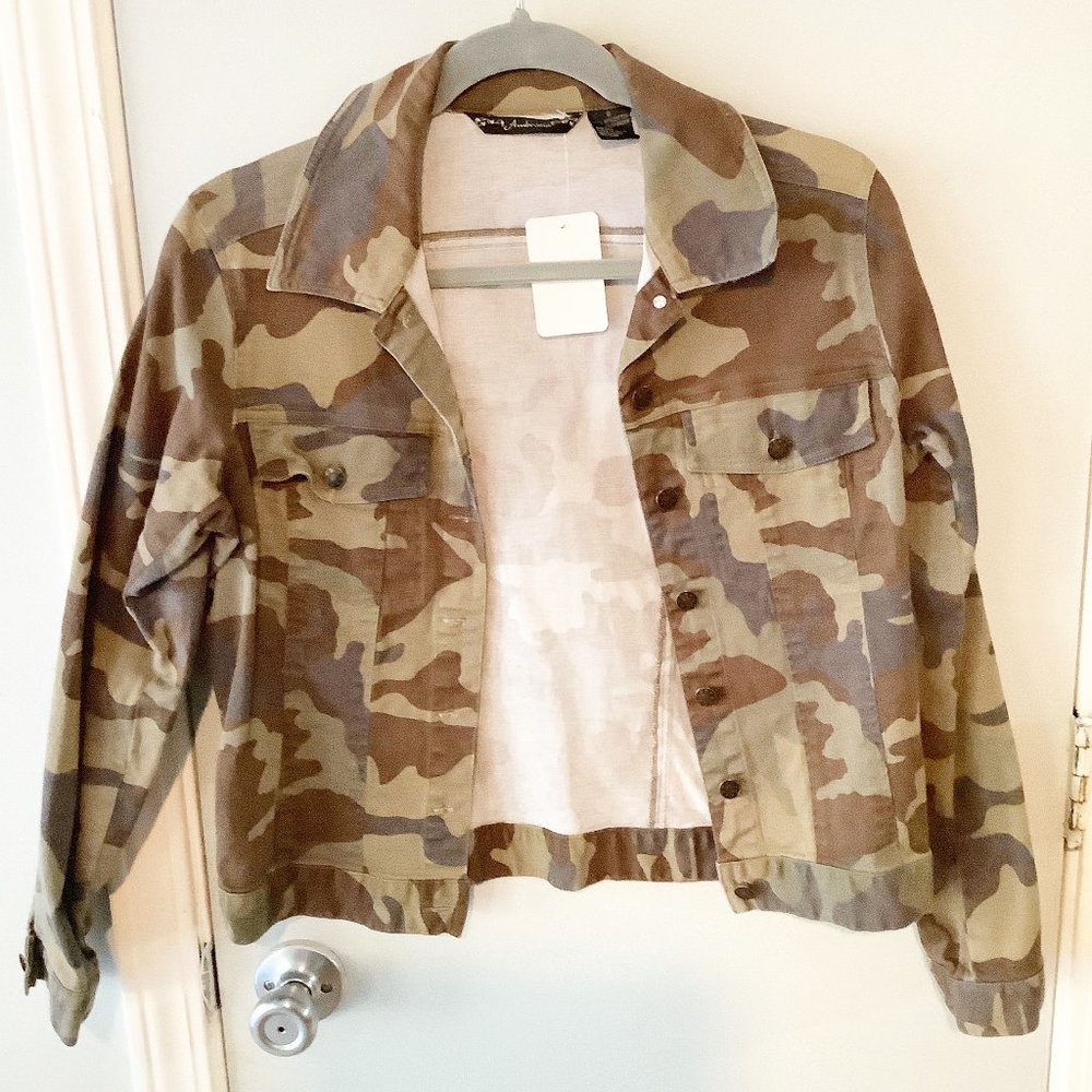 Ambrosia Camo Jacket Size S 
